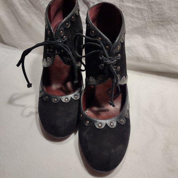 🌎 Poetic License || 3.75" Darling Dreams - Black - Picture 2 of 11